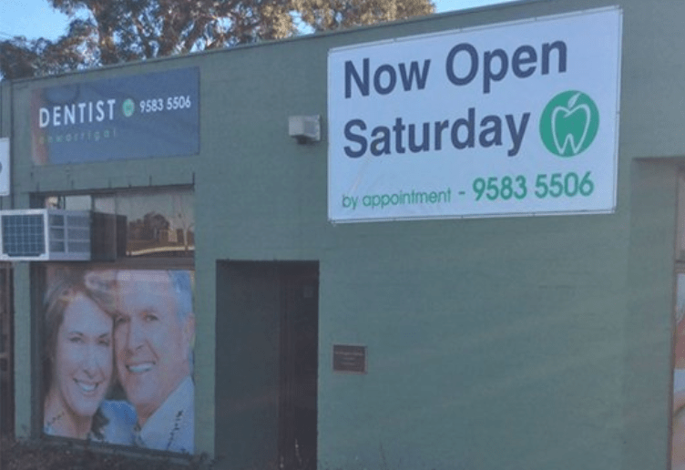 Dentist on Warrigal Cheltenham is Offering Dental Implants Specials and