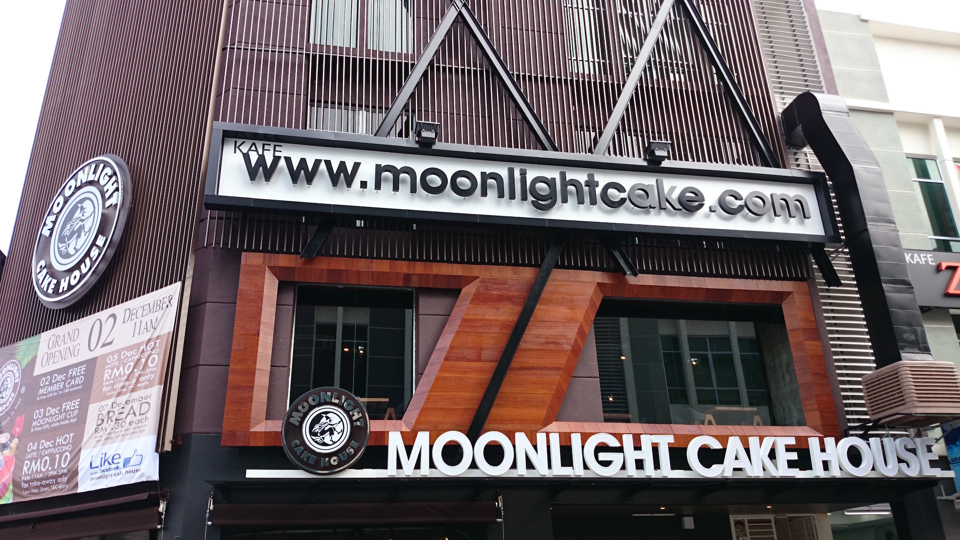 Moonlight Cake HouseYour Favourite Cake House In Town