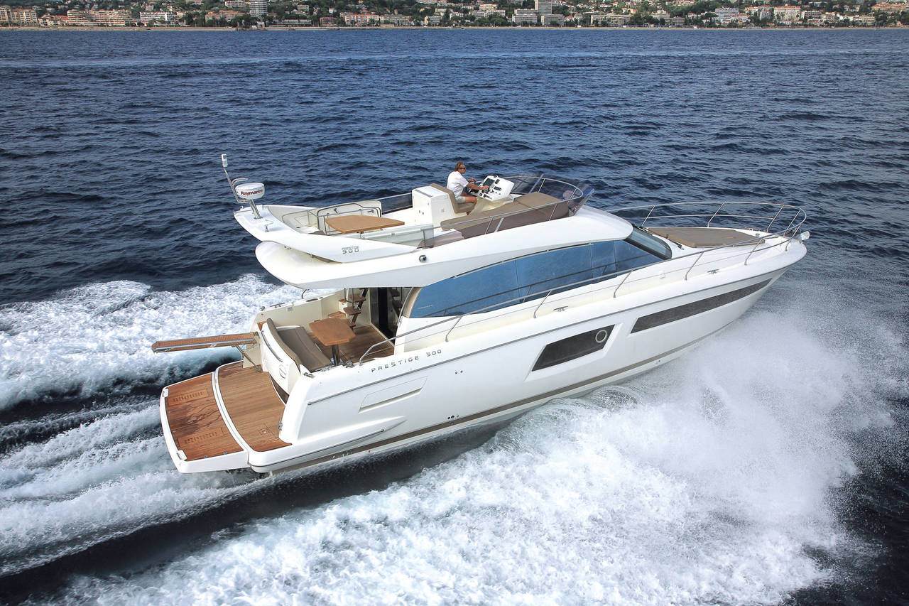 Yacht PRESTIGE 500, Flybridge luxury boats Yacht