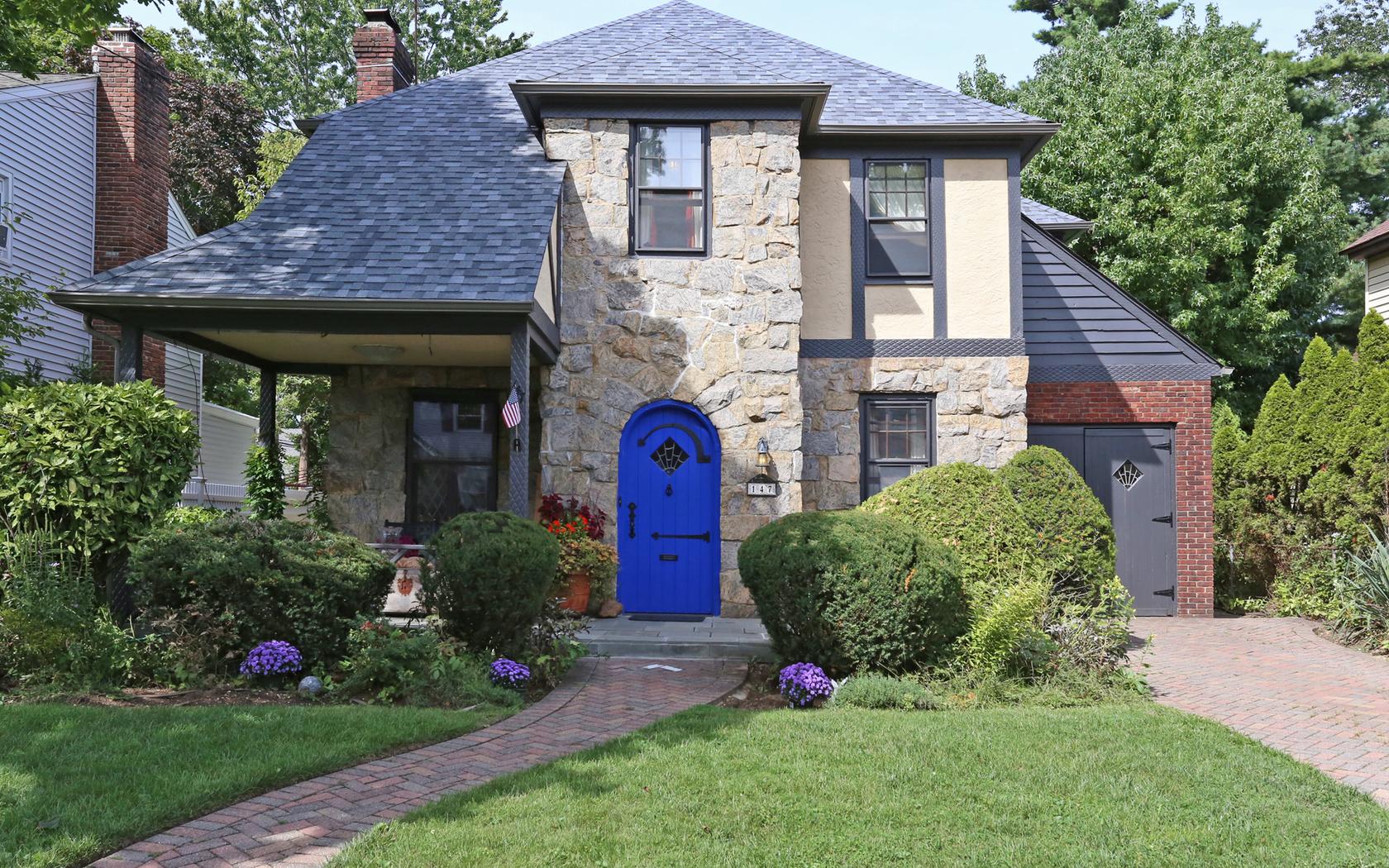 Malverne Open House Newly Reduced!