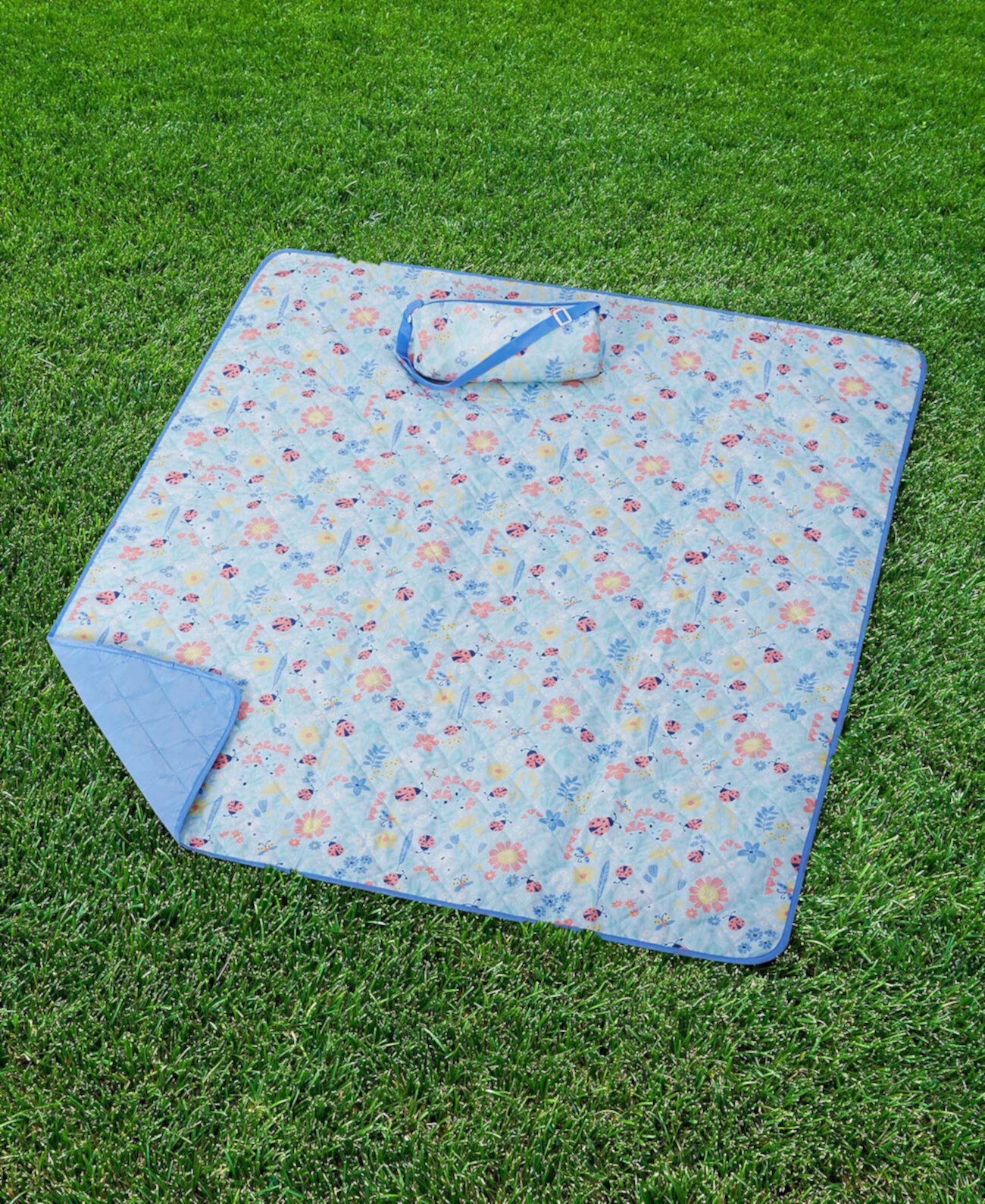 Купить Пледы Lady Bug Garden Printed Picnic Blanket & Tote Set, 50" x 60", Created for Macy's