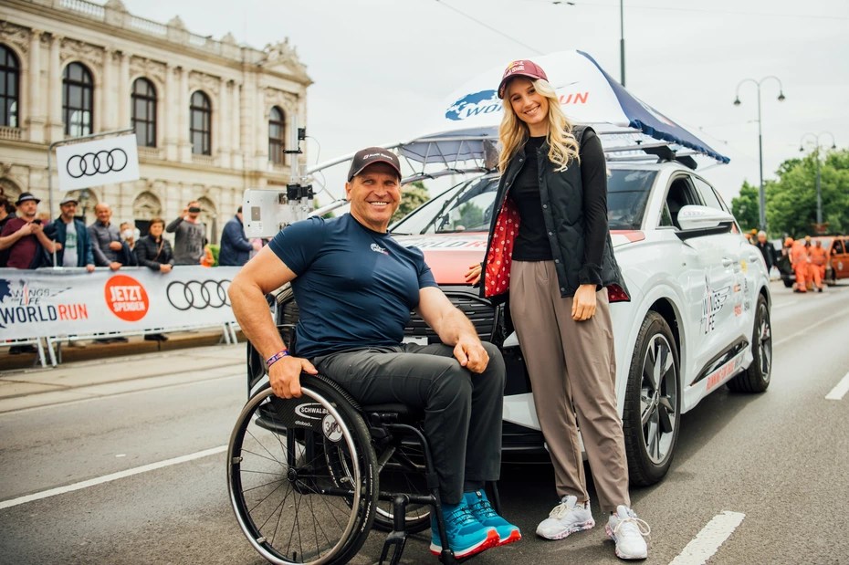 Gecatcht Anna Gasser pilotiert auch 2023 das Catcher Car Wings for