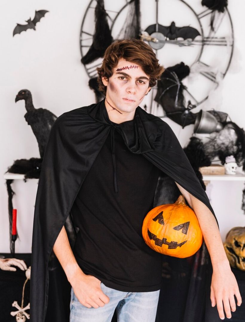 Expert Custom Costume Maker Quality Garments and Fully Customizable