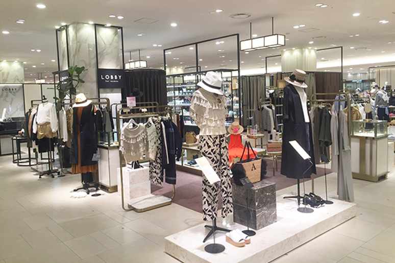 阪急うめだ本店が婦人服売り場を大規模改装 市場変化に対応する新しい編集の中身とは? | アパレルウェブ:アパレル・ファッション業界情報サイト