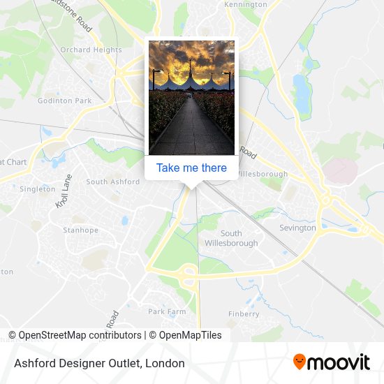 How to get to Ashford Designer Outlet by train or bus?