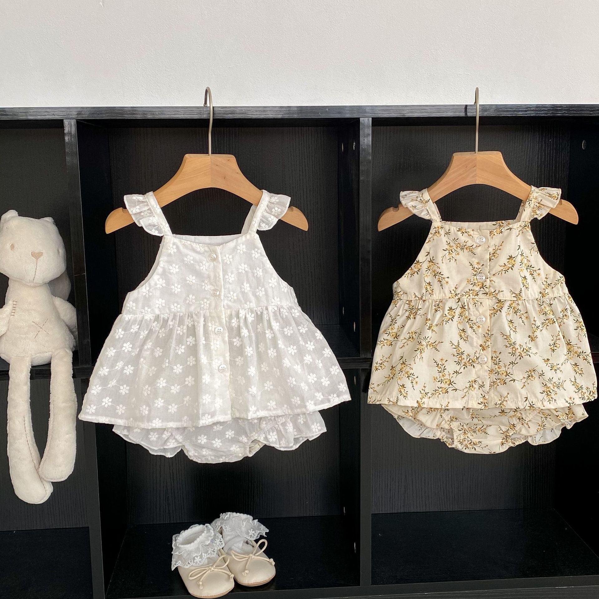 Wholesale Quality Baby Clothes Baby Girl Single Breasted Design Tops