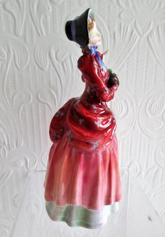 Royal Doulton Porcelain Figurine "Rowena" HN 2077 Applecross Antiques