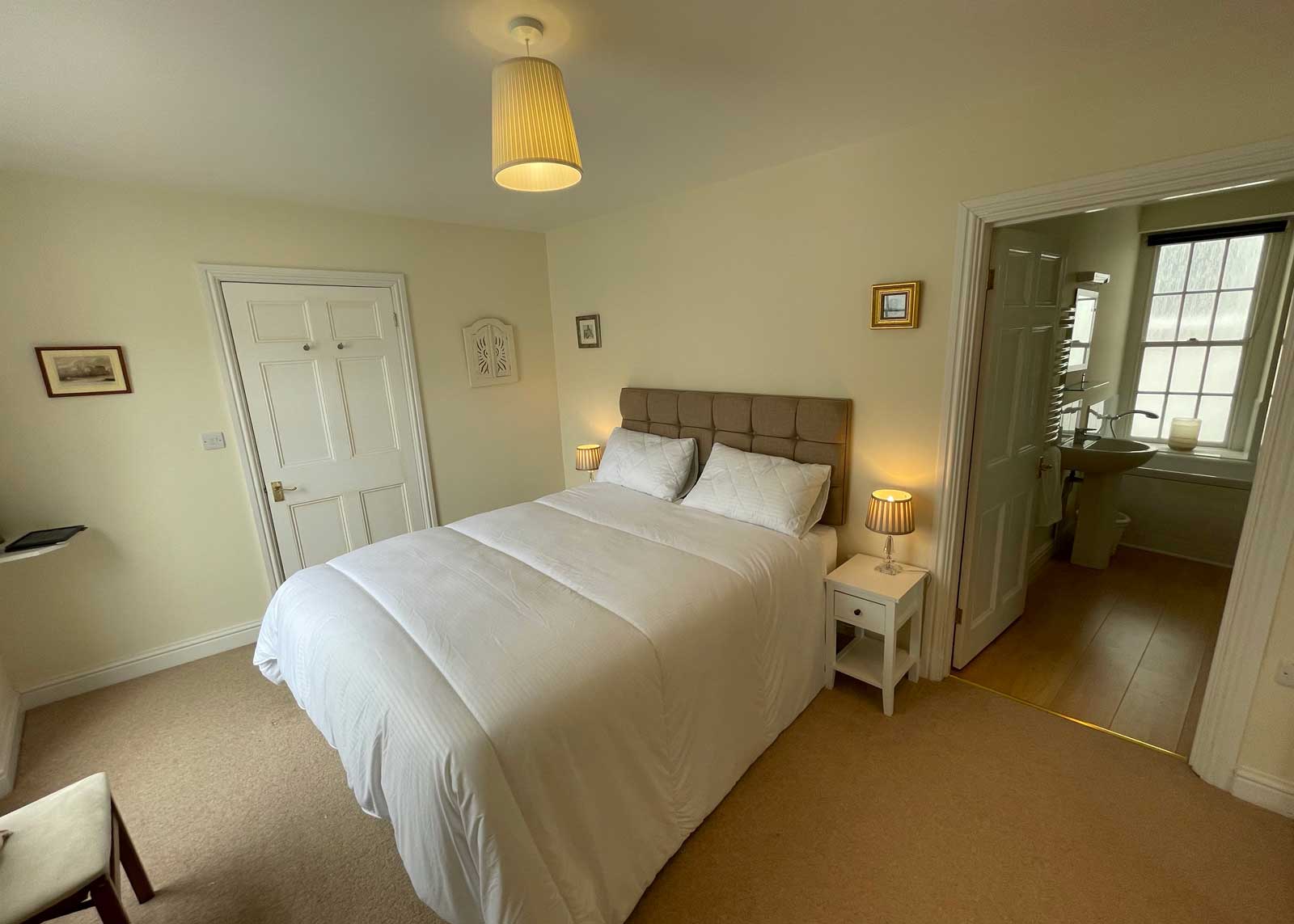 Luxury Sea Front Holiday Apartment in Appledore, North Devon Quayside