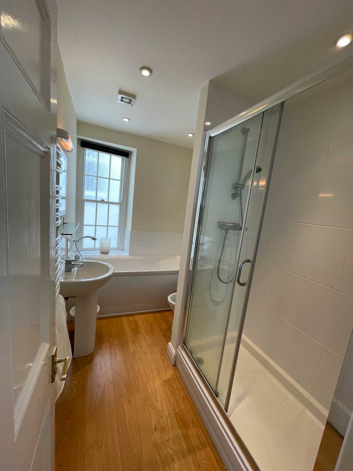 Luxury Sea Front Holiday Apartment in Appledore, North Devon Quayside