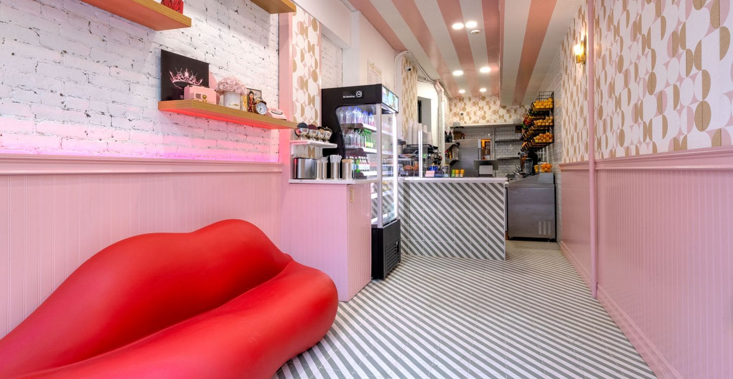 Hudson Yards Gets Juiced; Ruth’s Chris Steak House Closing Its Midtown