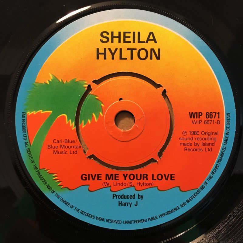 SHEILA HYLTON ♪ THE BED’S TOO BIG WITHOUT YOU ♪ apple knocker