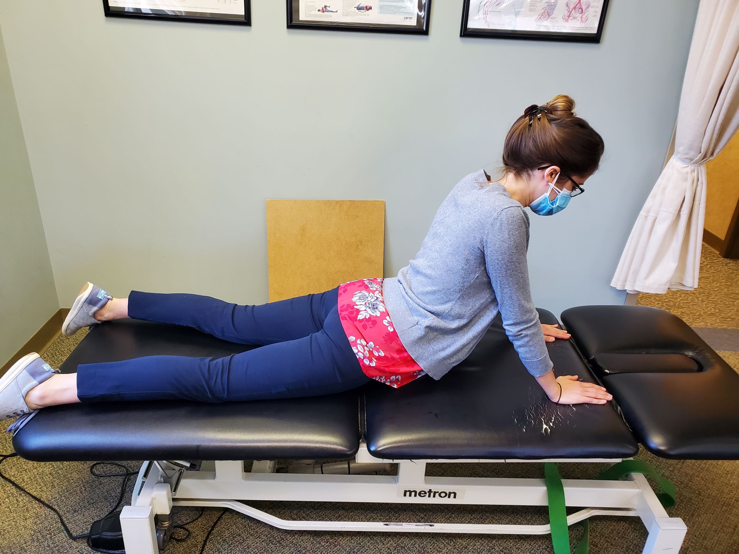 The McKenzie Technique with Heather Comstock, PT, DPT Apple Therapy