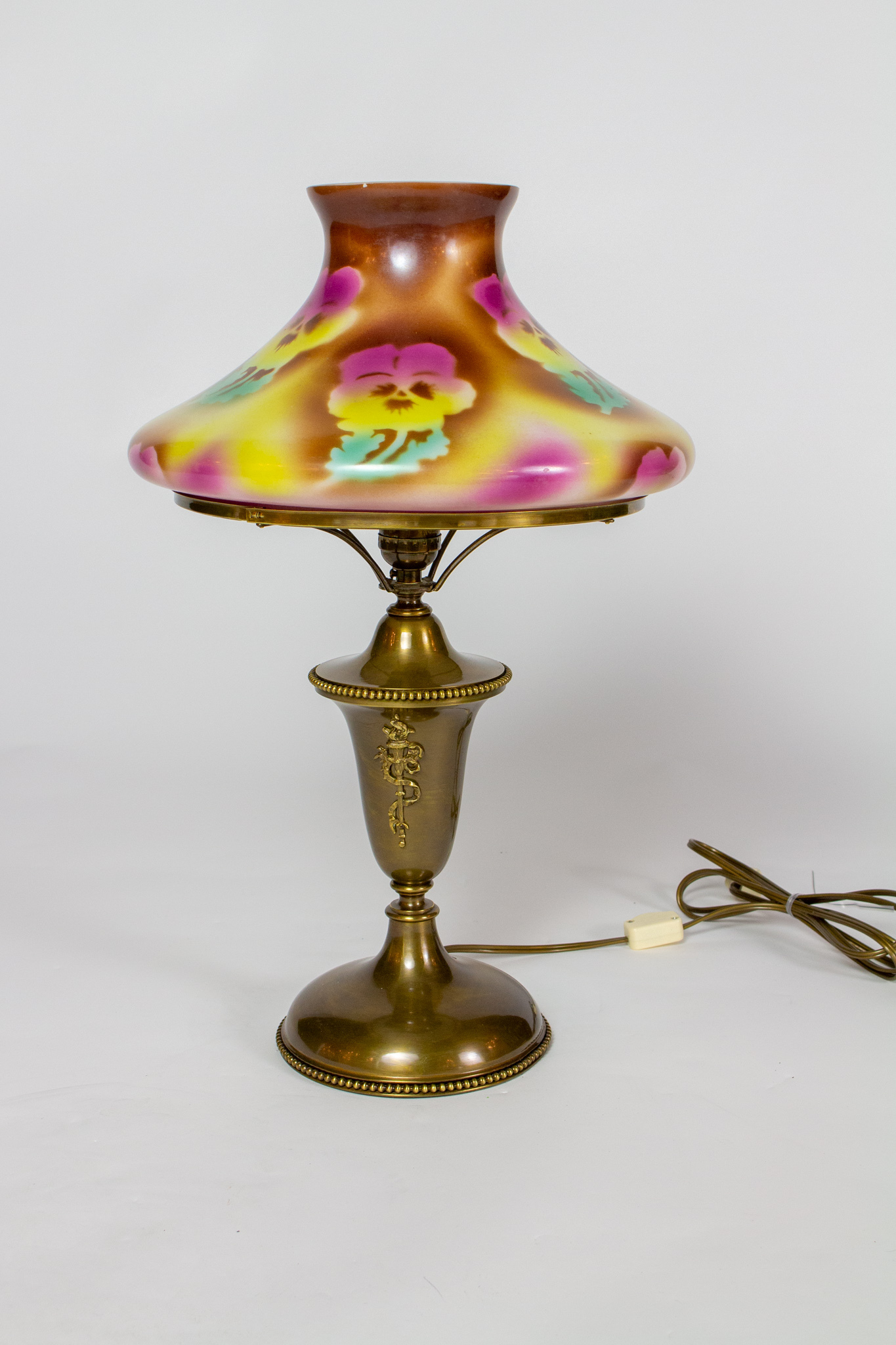 Gas Table Lamp With Pansy Glass Shade Appleton Antique Lighting