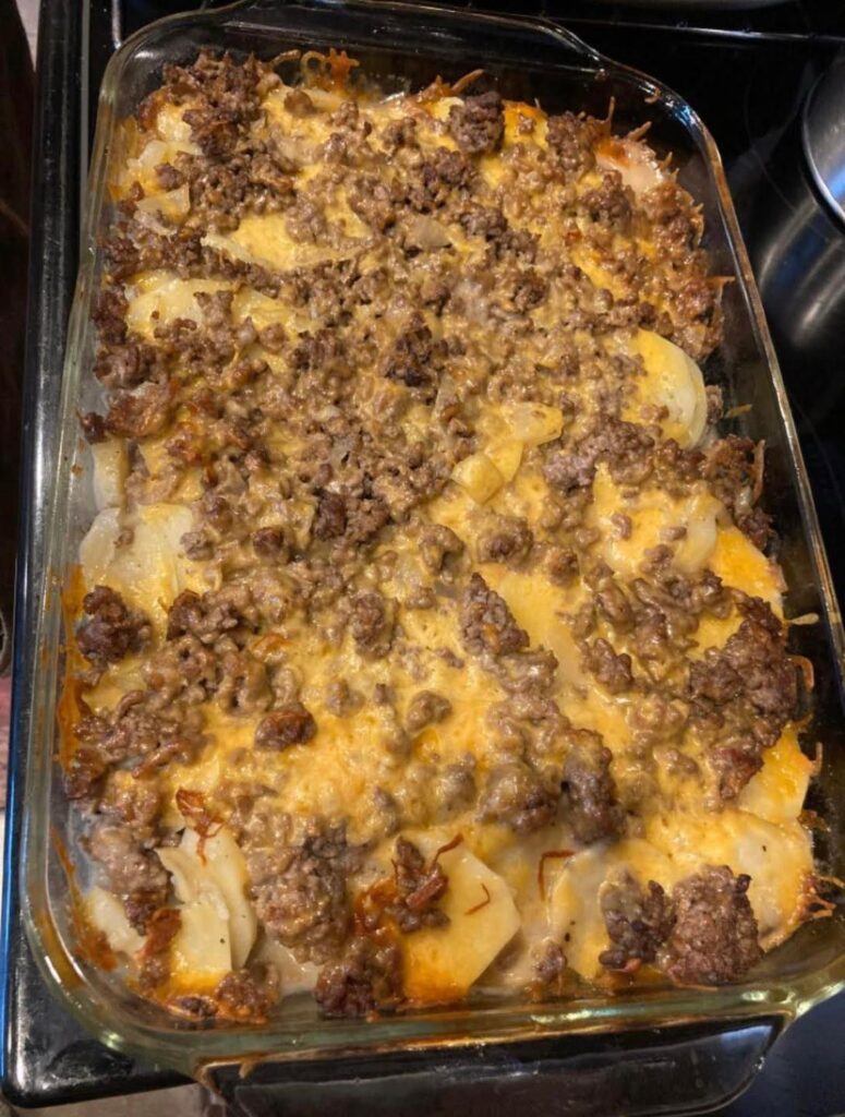 How to make Cheesy Hamburger Potato Casserole Recipes