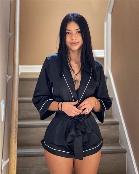 Aisha Sofey Onlyfans Leaks - King Ice Apps