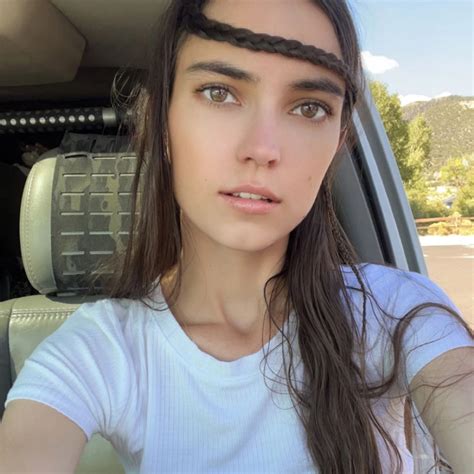 Annika Fox Onlyfans Leak - King Ice Apps