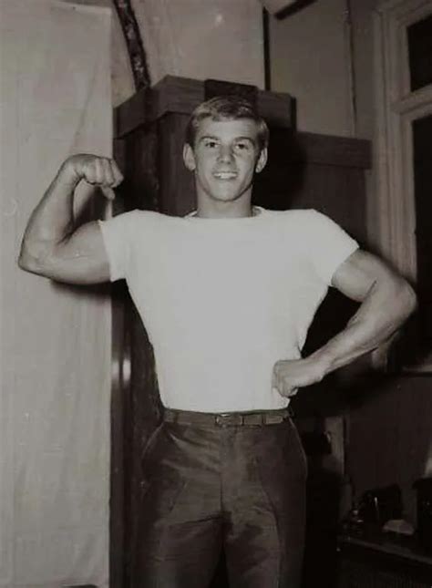 Australian Nude Men: Revealing The Truth - King Ice Apps