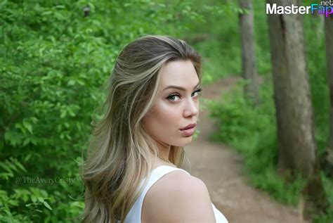 Avery Cristy Onlyfans Leaks - King Ice Apps