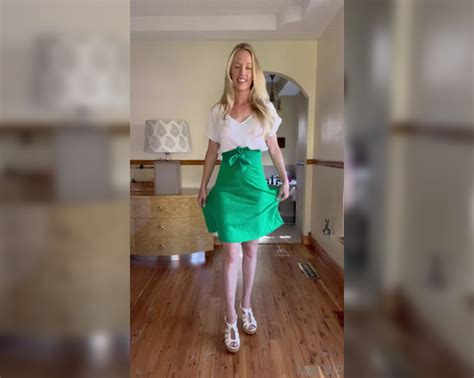 Blondemel Onlyfans Leak - King Ice Apps