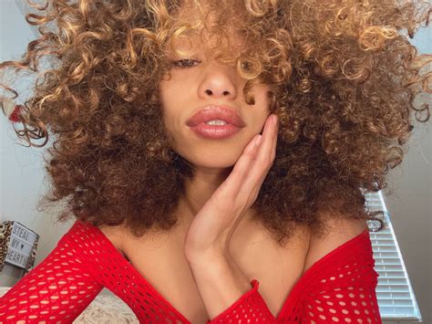 Cecilia Lion Onlyfans Leak - King Ice Apps