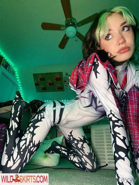 Charleygrayyy Onlyfans Leak - King Ice Apps