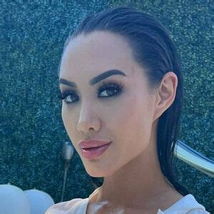 Corrie Yee Leaked Onlyfans - King Ice Apps