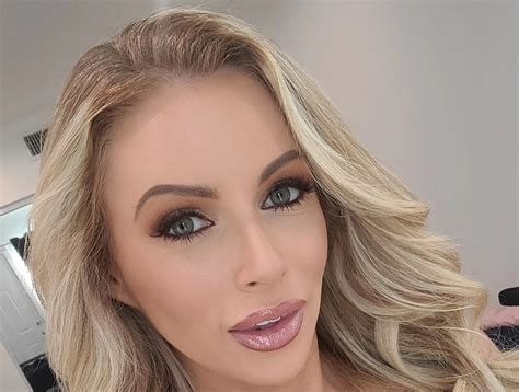 Unveiling Danielle Renae's Porn Journey - King Ice Apps