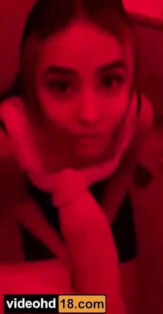 Delfina Marlowel Onlyfans Leak - King Ice Apps