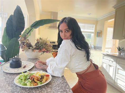 Emily Cheree Onlyfans Leaks - King Ice Apps