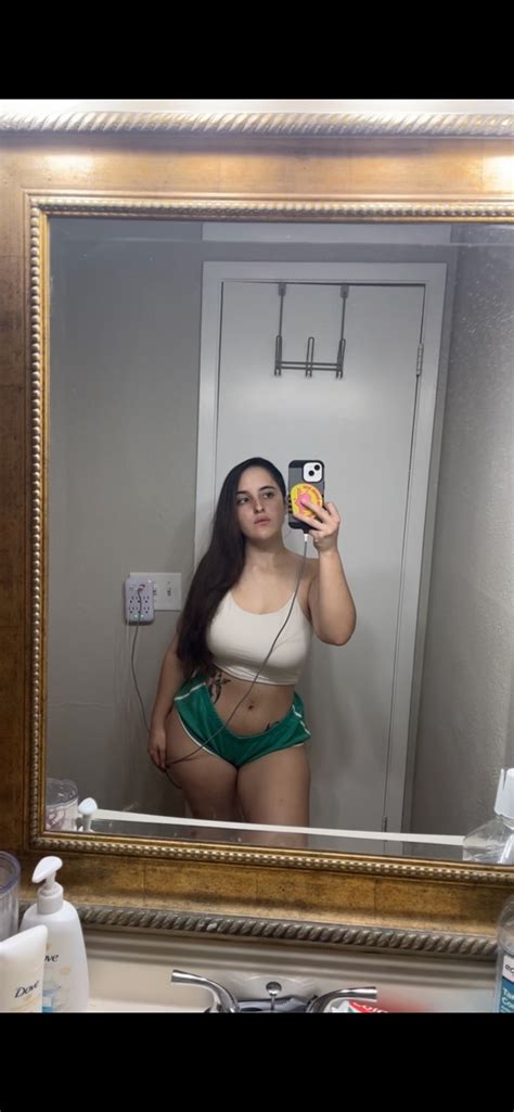 Hershikiss Onlyfans Leaked - King Ice Apps