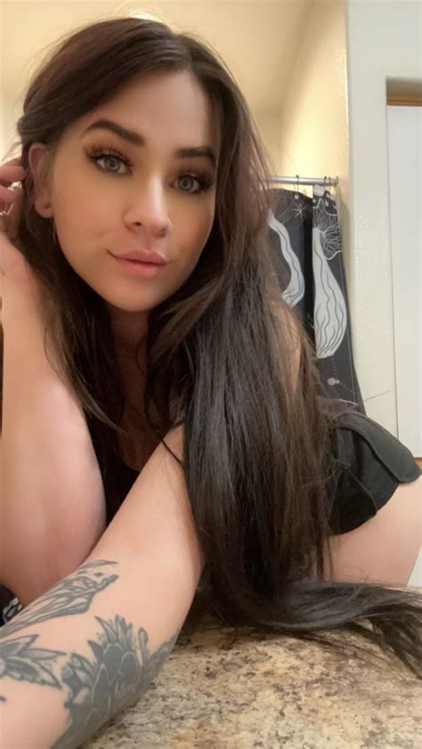 Unveiling imtrashleyyy's OnlyFans Secrets - King Ice Apps