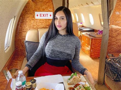 Joselyn Cano Onlyfans Leak - King Ice Apps