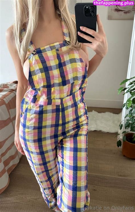 Katie's G-Cup Journey: An OnlyFans Story - King Ice Apps