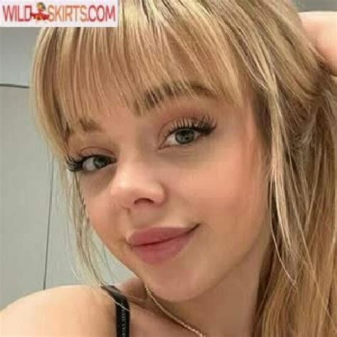 Lenaishereeee Onlyfans Leaked - King Ice Apps