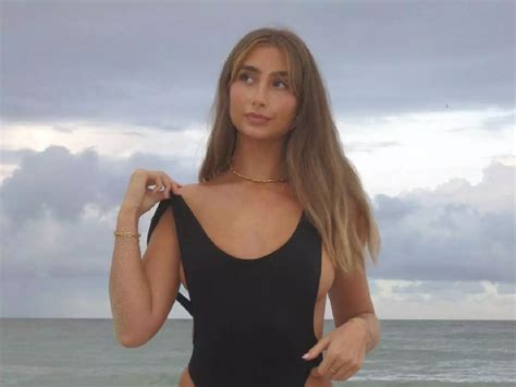 Lillian Phillips Onlyfans - King Ice Apps