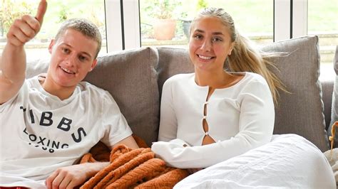 Lilly Phillips Onlyfans Leaked - King Ice Apps