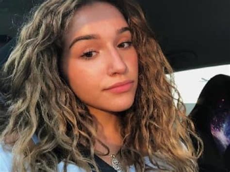 Liya Perez Onlyfans Leaked - King Ice Apps