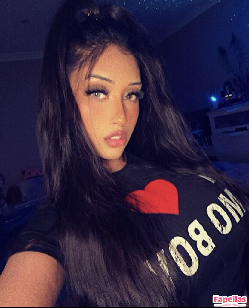 Lyna Perez Onlyfans Leaks - King Ice Apps