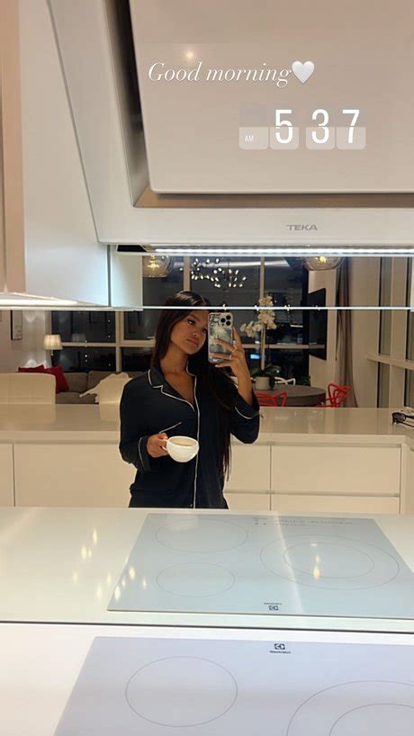 Maeurn1 Onlyfans Leak - King Ice Apps