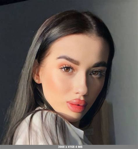 Mini Lilly Onlyfans Leaked - King Ice Apps