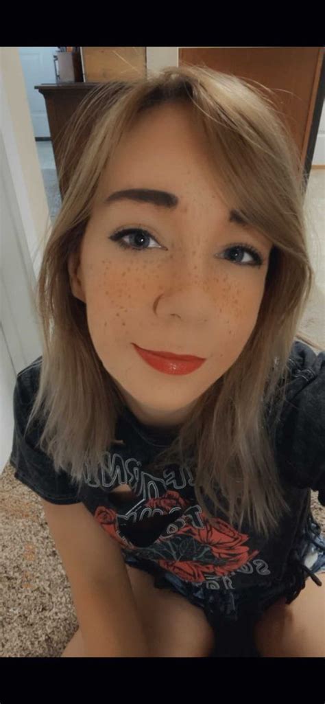 Moxiepowers Onlyfans Leak - King Ice Apps