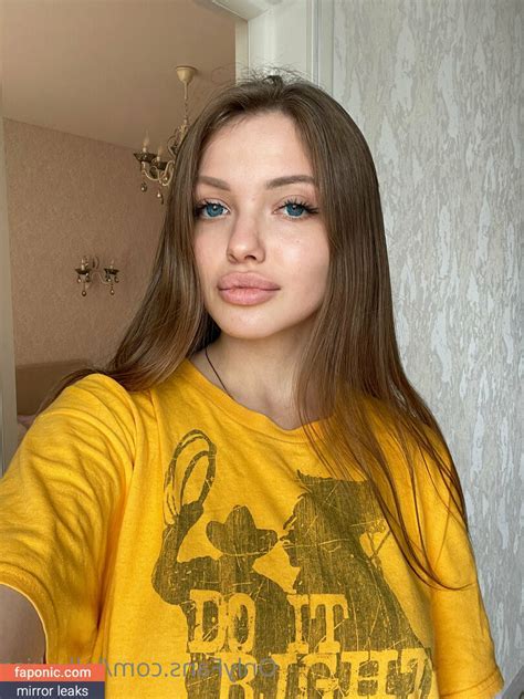 Parislolly Onlyfans Leak - King Ice Apps