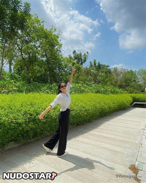 Prettycinderella Onlyfans Leak - King Ice Apps