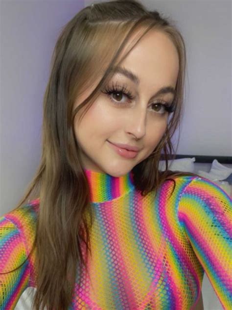 Sinkiity Onlyfans Leak - King Ice Apps