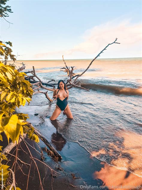 Skyelikesitrough Onlyfans Leaks - King Ice Apps