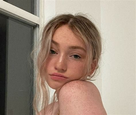 Skylarxraee Onlyfans Leak - King Ice Apps