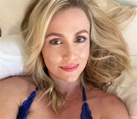 Stephaniep913 Onlyfans Leaked - King Ice Apps