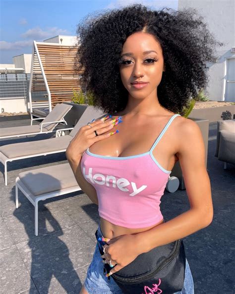 Stormi Maya Onlyfans Leak - King Ice Apps