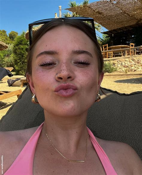 Susi Vidal Onlyfans Leak - King Ice Apps