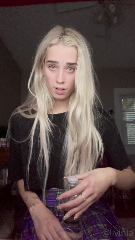 Urfavonlinesloot Onlyfans Leaks - King Ice Apps